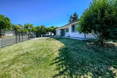 7129 Canaveral Way, North Highlands, CA 95660 - Photo 45