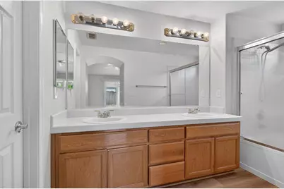 9772 Sand Hollow Way, Elk Grove, CA 95757 - Photo 31