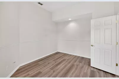 9772 Sand Hollow Way, Elk Grove, CA 95757 - Photo 13