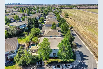 4060 Clarewood Way, Sacramento, CA 95835 - Photo 55