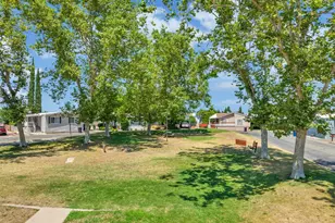 White River Ln, Sacramento, CA 95842 - Photo 43