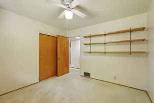 2307 Estate Dr, Stockton, CA 95209 - Photo 19