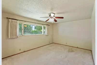 2307 Estate Drive, Stockton, CA 95209 - Photo 25
