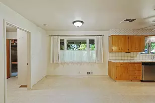 2307 Estate Dr, Stockton, CA 95209 - Photo 15
