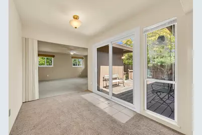 2740 Nordlund Way, Sacramento, CA 95833 - Photo 17