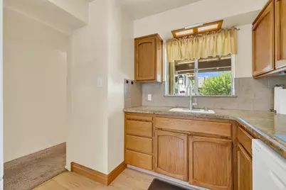 2740 Nordlund Way, Sacramento, CA 95833 - Photo 11