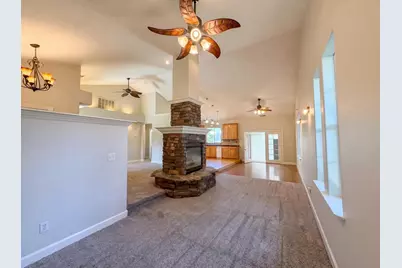 8233 Fair Way, Citrus Heights, CA 95610 - Photo 13