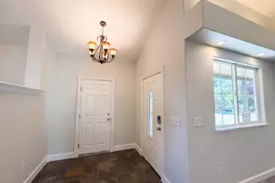 8233 Fair Way, Citrus Heights, CA 95610 - Photo 11