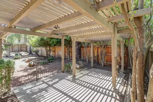 2007 Jordan Hill Way, Gold River, CA 95670 - Photo 31