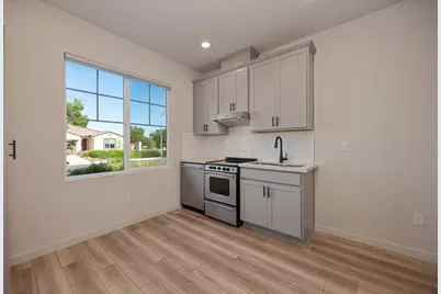 412 Fallen Leaf Street, West Sacramento, CA 95605 - Photo 9