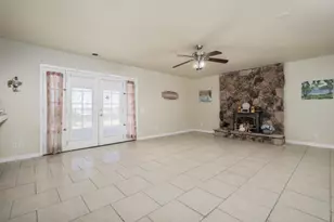 9244 Rogers Rd, Sacramento, CA 95829 - Photo 21