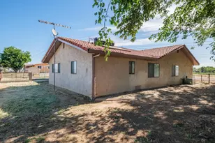 9244 Rogers Rd, Sacramento, CA 95829 - Photo 65