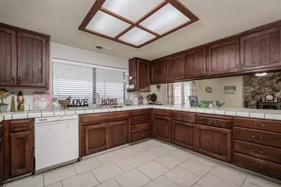 9244 Rogers Road, Sacramento, CA 95829 - Photo 15