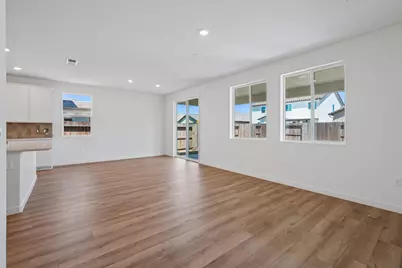 1525 Carp Way, Sacramento, CA 95832 - Photo 5