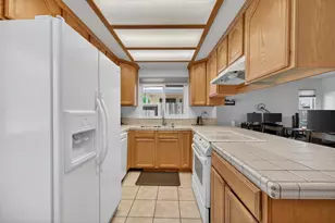 8588 Stratus Dr, Orangevale, CA 95662 - Photo 9