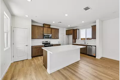 8028 Monkey Flower Way, Sacramento, CA 95832 - Photo 11