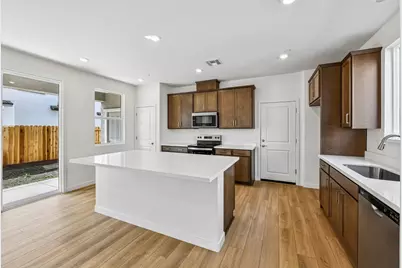 8028 Monkey Flower Way, Sacramento, CA 95832 - Photo 9