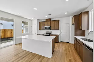 8028 Monkeyflower Wy, Sacramento, CA 95832 - Photo 9