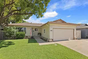 1813 Jackson St, Lodi, CA 95242 - Photo 3