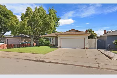 1813 Jackson Street, Lodi, CA 95242 - Photo 1