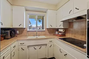1813 Jackson St, Lodi, CA 95242 - Photo 9
