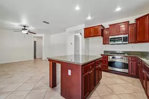 10538 Arianne Dr, Stockton, CA 95209 - Photo 15