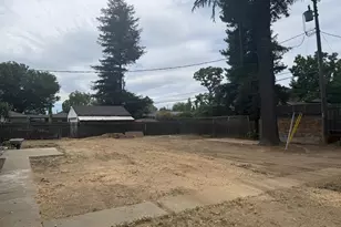 1328 College St, Woodland, CA 95695 - Photo 13