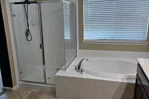 3570 Whispering Oak Dr, Ceres, CA 95307 - Photo 11