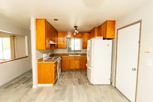 822 E Glenwood, Turlock, CA 95380 - Photo 17