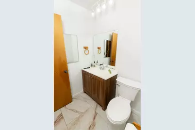 822 E Glenwood, Turlock, CA 95380 - Photo 21