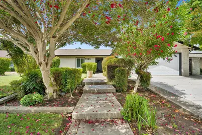 7029 Bridgeport Circle, Stockton, CA 95207 - Photo 5