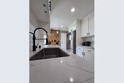5171 49th Street, Sacramento, CA 95820 - Photo 11
