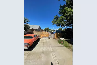 812 E H Street, Oakdale, CA 95351 - Photo 5