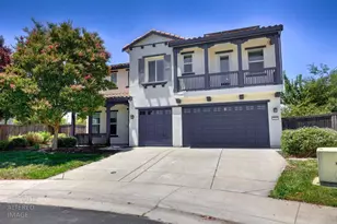 2272 Hartland Cir, Roseville, CA 95747 - Photo 3