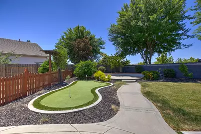 2272 Hartland Circle, Roseville, CA 95747 - Photo 41