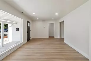 2335 Hooke Wy, Sacramento, CA 95822 - Photo 7