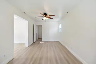 2335 Hooke Wy, Sacramento, CA 95822 - Photo 11