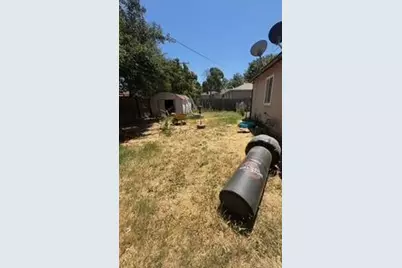5231 Whittier Drive, Sacramento, CA 95820 - Photo 3