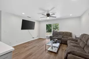 2880 Kennedy Dr, Yuba City, CA 95993 - Photo 15