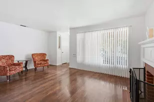617 45th St, Sacramento, CA 95819 - Photo 9