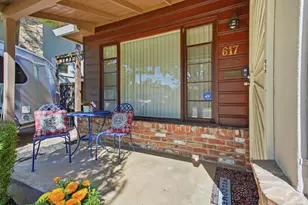 617 45th St, Sacramento, CA 95819 - Photo 5