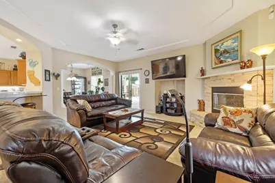 1547 W Claridge Court, Hanford, CA 93230 - Photo 19