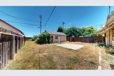 225 Merced Avenue, Modesto, CA 95351 - Photo 15