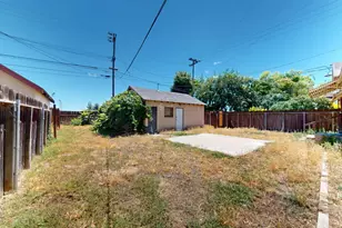 225 Merced Ave, Modesto, CA 95351 - Photo 15