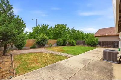 8441 Felton Crest Way, Elk Grove, CA 95624 - Photo 35