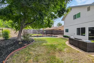 1570 Klamath River Dr, Rancho Cordova, CA 95670 - Photo 31
