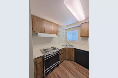 7441 Auburn Oaks Court #T 14, Citrus Heights, CA 95621 - Photo 5