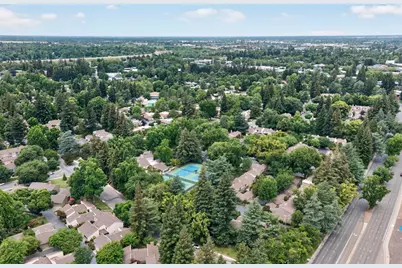 2279 Swarthmore Drive, Sacramento, CA 95825 - Photo 7