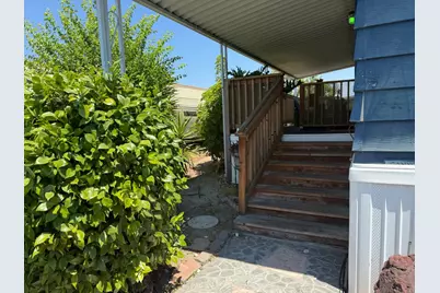 Fostones, Sacramento, CA 95828 - Photo 27