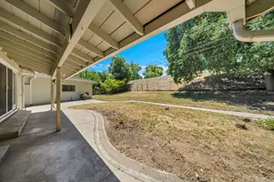 832 Prow Ct, Sacramento, CA 95822 - Photo 35